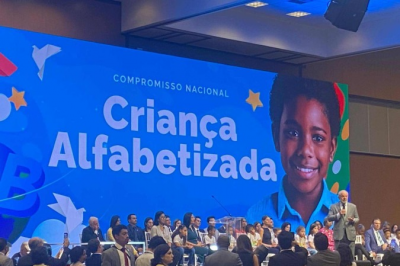 Antonina recebe Selo Ouro por desempenho na alfabetização Infantil