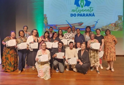Artesanato de Antonina ganha destaque estadual no Dia do Artesão em Curitiba