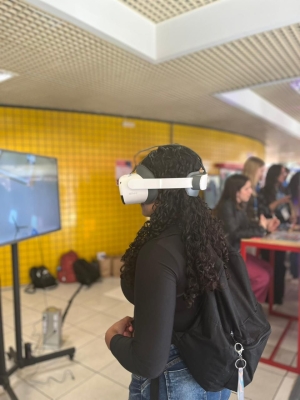 CREAS incentiva jovens da medida socioeducativa a participar da Feira de Profissões da PUC-PR