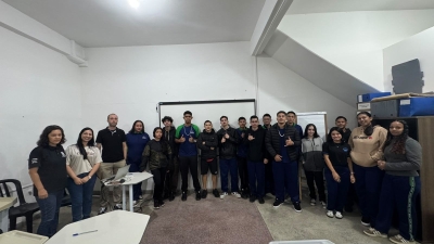 Educação Empreendedora, Inovação e Inteligência Artificial são temas de encontro com estudantes em Antonina