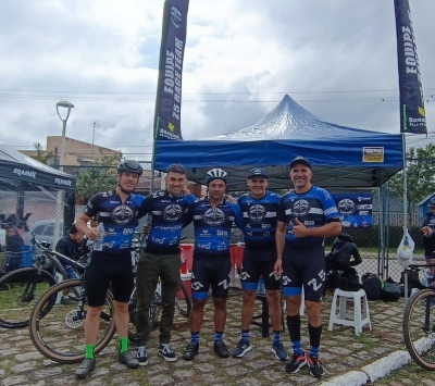 Ciclistas antoninenses participam da Copa Evolue na cidade de Piraquara