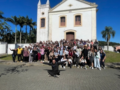Antonina recebe mais de 100 professores da Escola Solos para uma imersão cultural e turística