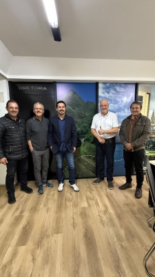 Prefeitura de Antonina busca novos recursos e parcerias na capital