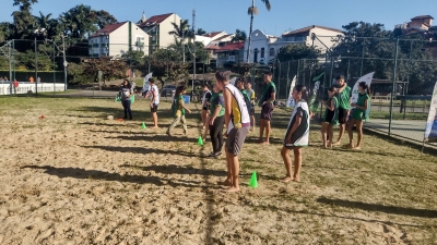 Oficina “Rugby – Jogos e Aventuras na Natureza” movimenta a Praça Romildo Gonçalves Pereira