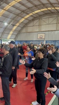 Antonina marca presença na 2ª etapa dos Jogos Metropolitanos dos Idosos