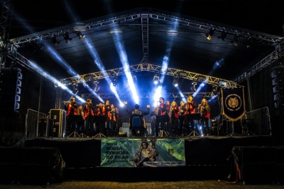 Encerramento da Festa de Nossa Senhora do Pilar reúne público com apresentação da Filarmônica Orquestra Show