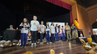 Formatura do PROERD celebra aprendizado cidadania e valores em Antonina