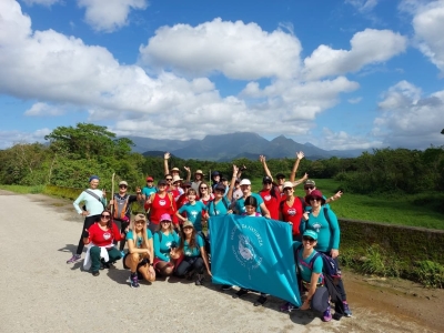 Grupo “Parceiros da Natureza” realiza caminhada pela Rota Vale do Gigante em Antonina
