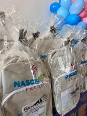 Programa Nascer Bem Paraná entrega kits de enxoval para famílias de Antonina 