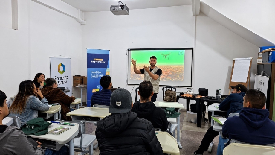 Antonina capacita produtores rurais com curso de Drones na Agricultura