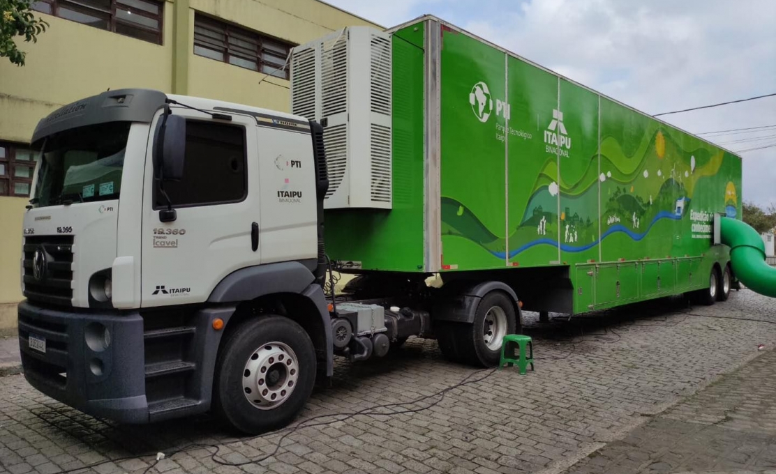 Mais De 480 Alunos Da Rede Municipal E Estadual De Antonina Visitam A Carreta Do Conh...