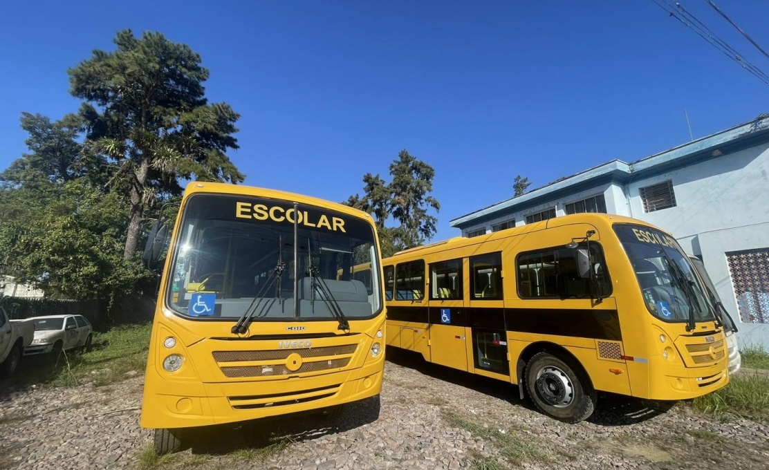 Novos ônibus Escolares Reforçam A Frota Da Educação