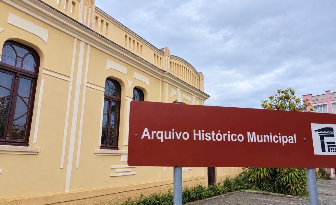 Arquivo Histórico Municipal de Antonina mantém atendimento e preserva a memória do município