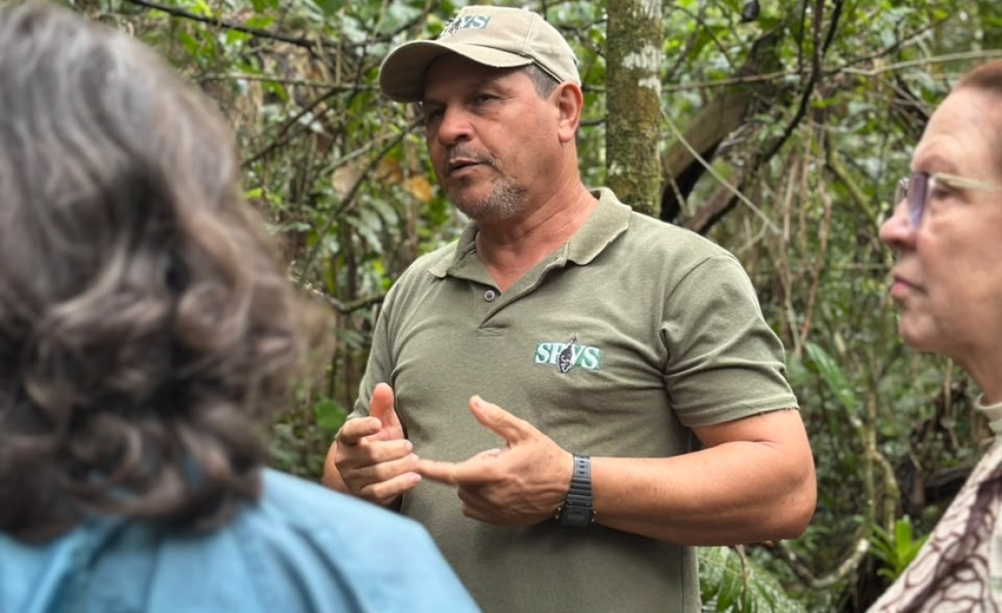 Alunos da UNAPI conhecem a importância da preservação das aves e visitam reserva natural em Antonina