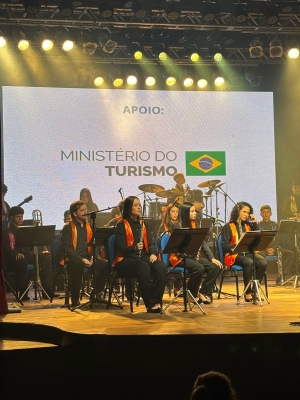 Festival de Inverno de Antonina tem abertura marcada por emoção, música e valorização da cultura
