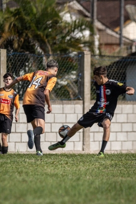 Jogos Escolares Bom de Bola têm início em Antonina e definem representantes para a fase regional