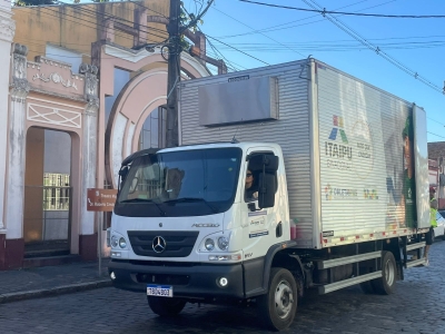 Econina está de volta e o caminhão está nas ruas 