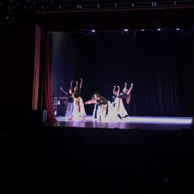 Espetáculo Dançando Villa da Curitiba Cia de Dança encantou o público no Theatro Municipal de Antonina