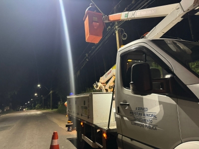 Prefeitura de Antonina segue realizando manutenção na Iluminação Pública do município