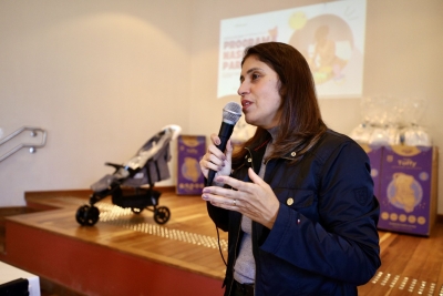 Gestantes e puérperas de Antonina recebem kits com itens essenciais para os cuidados com os bebês