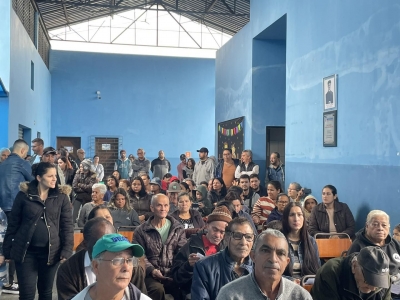 Prefeitura de Antonina e Tribunal de Justiça realizam encontro no bairro do Batel para falar sobre o Moradia Legal