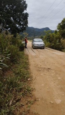 Equipe municipais realizam levantamento e cadastro de pontes na área rural em Antonina