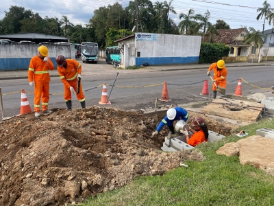 Obras seguem em andamento na Avenida Conde Matarazzo, importante acesso ao Porto de Antonina