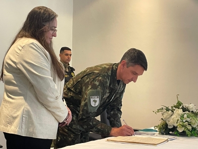 Prefeita Rozane Osaki é empossada presidente da Junta Militar 030 em Antonina
