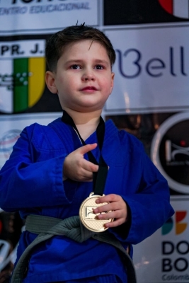 Judocas de Antonina participam do 1º Festival Instituto Nintai do Brasil de Judô