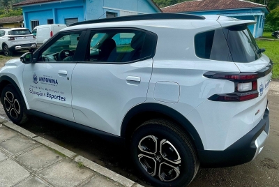 Antonina Avança na Educação com a Chegada de Novos Veículos