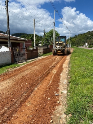 Prefeitura de Antonina realiza melhorias no bairro do Batel