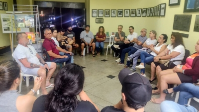 Prefeitura de Antonina realiza reunião com comerciantes para alinhamento dos próximos eventos da cidade