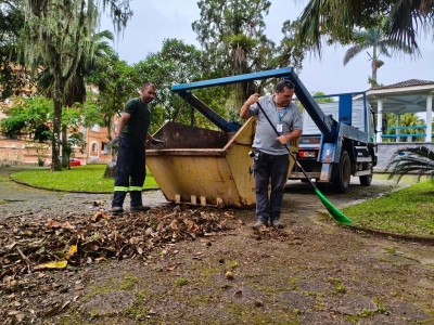 Prefeitura de Antonina intensifica ações de limpeza urbana e manejo de lixo especiais