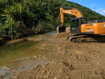 Prefeitura de Antonina intensifica ações preventivas com desassoreamento de rios e manutenção de estradas rurais