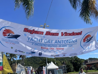 3º Yacht Day reúne mais de 100 embarcações e turistas aproveitam shows musicais, cultura e gastronomia